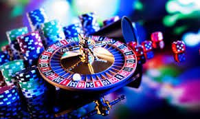 Platform fin4d menampilkan berbagai kategori permainan dan sportsbook